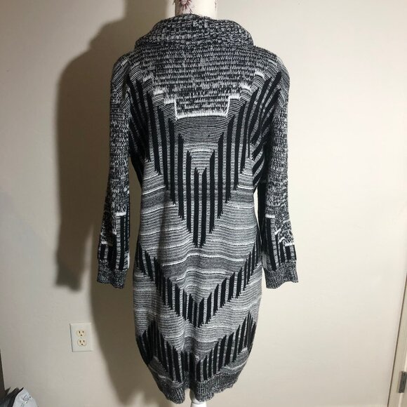 Maurices Black & Gray Sweater Dress – XL (Cowl Neck, Geometric Stripe) - Picture 7 of 13